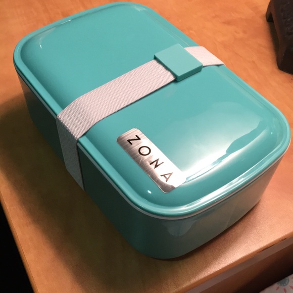 Lunch box - Picture 3 of 3